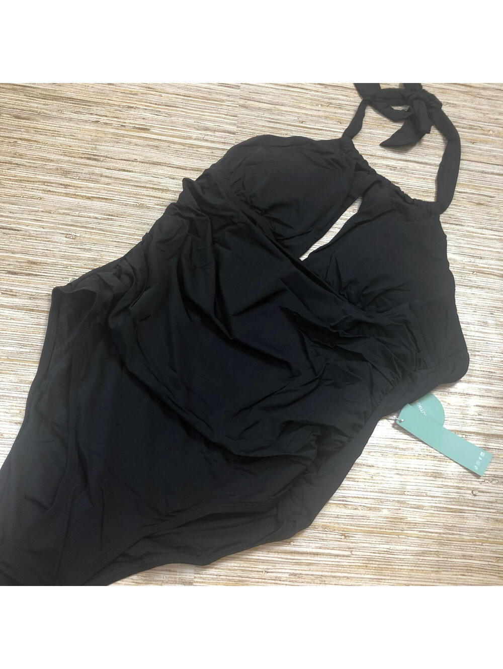 82 BEAUTIKINI womens keyhole high neck 1-Pc swimSuit BLACK sz L new